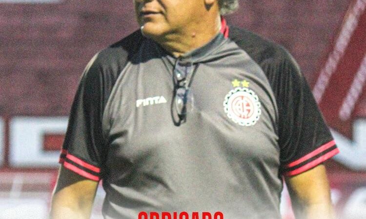 Atlético de Alagoinhas demite treinador Agnaldo Liz