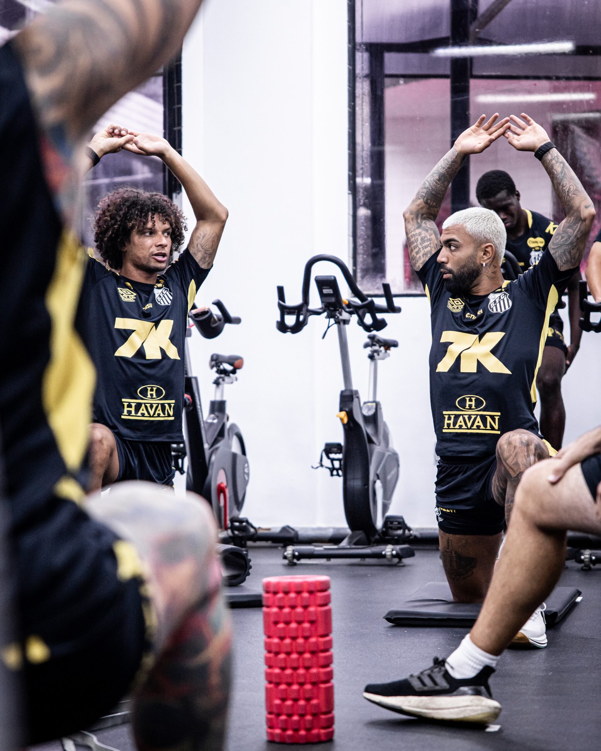 Willian Arão diz que fez lobby com Neymar para ter Gabigol no Santos: “Um prazer correr para os dois”