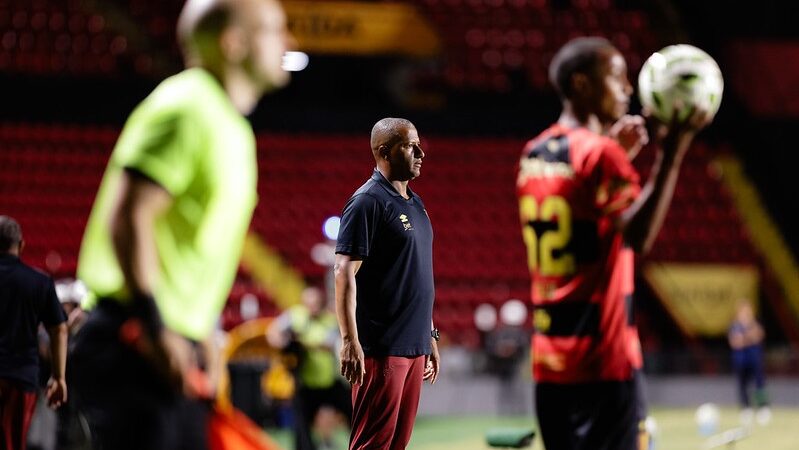 Técnico do sub-20 do Sport fala sobre utilização de garotos contra o Náutico: “Acredito que alguns sim”