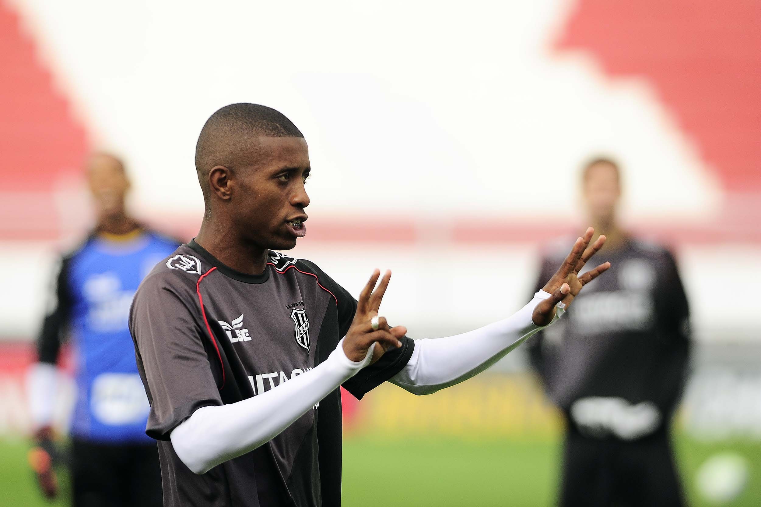 Ponte acerta retorno de atacante com passagem por São Paulo e Corinthians