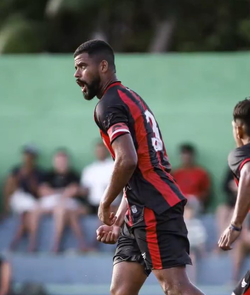 Com gol de Neto, Moto Club vence jogo-treino contra seleção de Morros