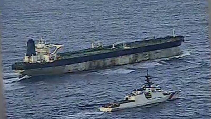 Rússia acusa EUA de incitar tensões ‘políticas e militares’ com apreensão de petroleiro e fala em ‘relações extremamente tensas’