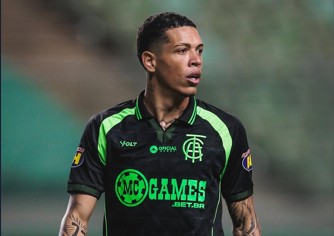 Kauã Diniz recebe proposta do Japão e se afasta de acordo com Botafogo por conta do transfer ban