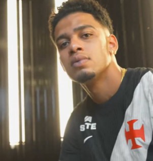 Vasco anuncia a contratação do atacante Brenner