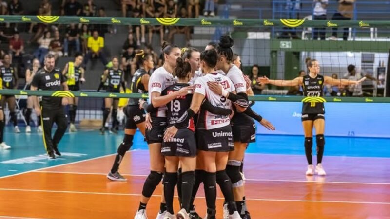 De virada, Sesi-Bauru bate Fluminense fora de casa e devolve derrota do 1º turno