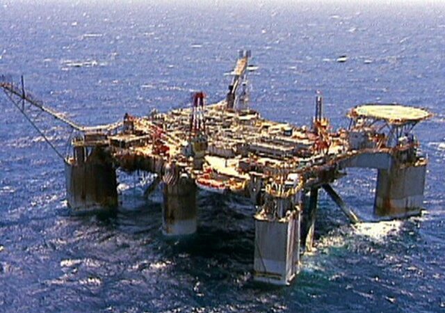 Ações da Chevron e de refinarias dos EUA sobem com expectativa de acesso ao petróleo da Venezuela