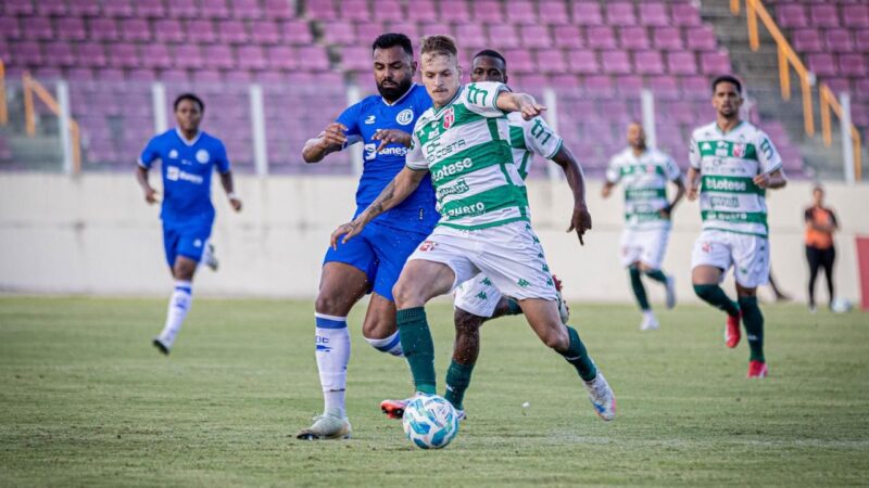 Confiança x Lagarto: súmula registra expulsões e copo jogado na equipe de arbitragem após apito final