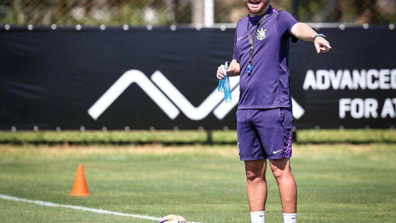 Técnico do Corinthians detalha planos para a Copinha: “Ser protagonista e brigar pelo título”