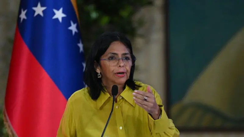 Quem é Delcy Rodríguez, vice-presidente da Venezuela e figura central do chavismo