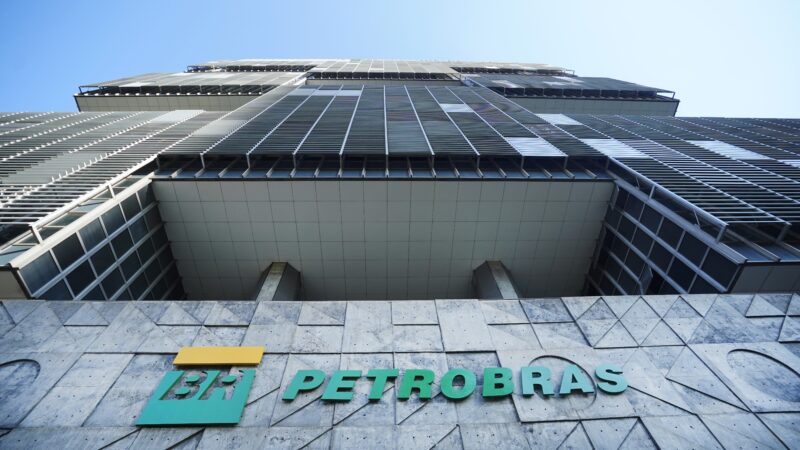 Petrobras paralisa perfuração da Foz do Amazonas após vazamento de fluido