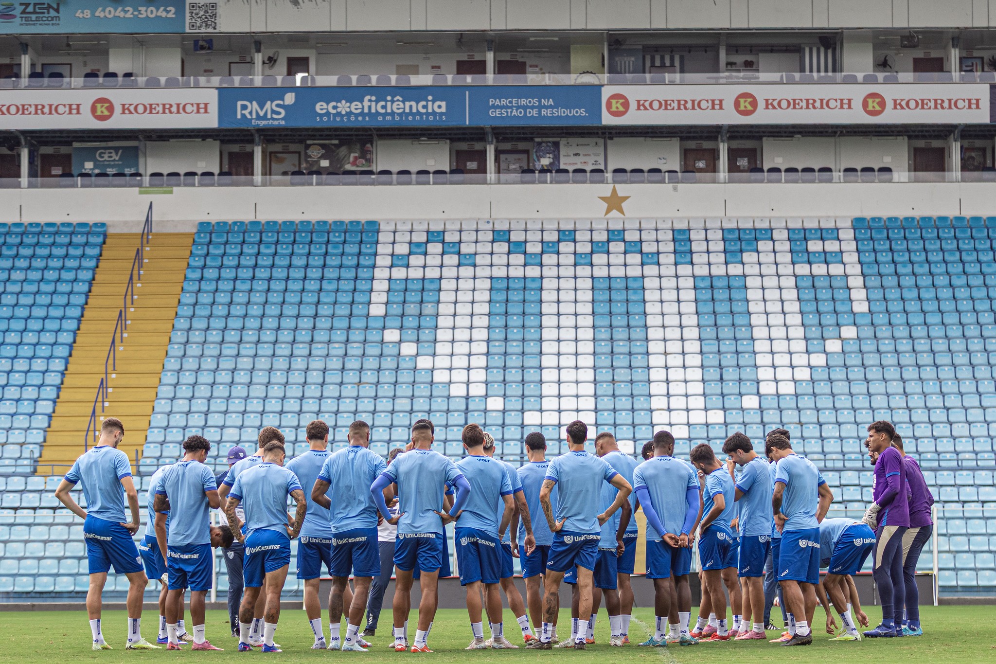 Avaí inscreve novos contratados e quatro atletas da base para o Catarinense