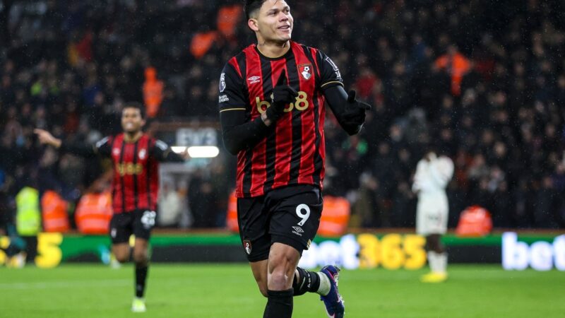 Ex-Fluminense amplia coleção de gols contra grandes ingleses: “Brincam que sou o terror do Big Six”