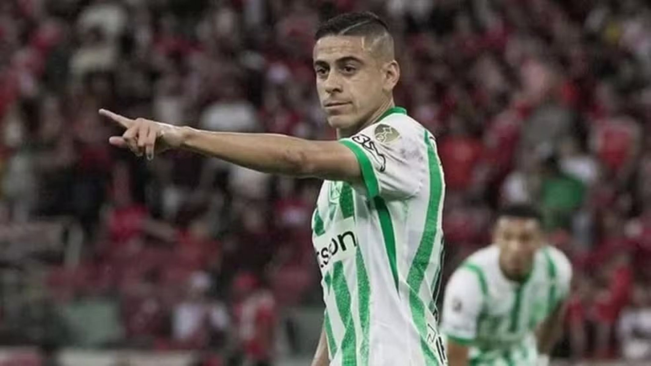 Coritiba negocia contratação do lateral uruguaio Camilo Cándido
