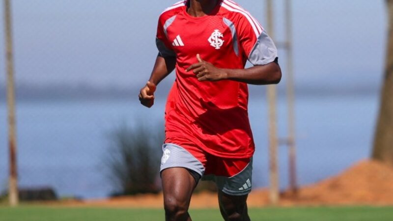 Benjamin desfalca o Inter contra o Inter-SM e vira dúvida para o Gre-Nal