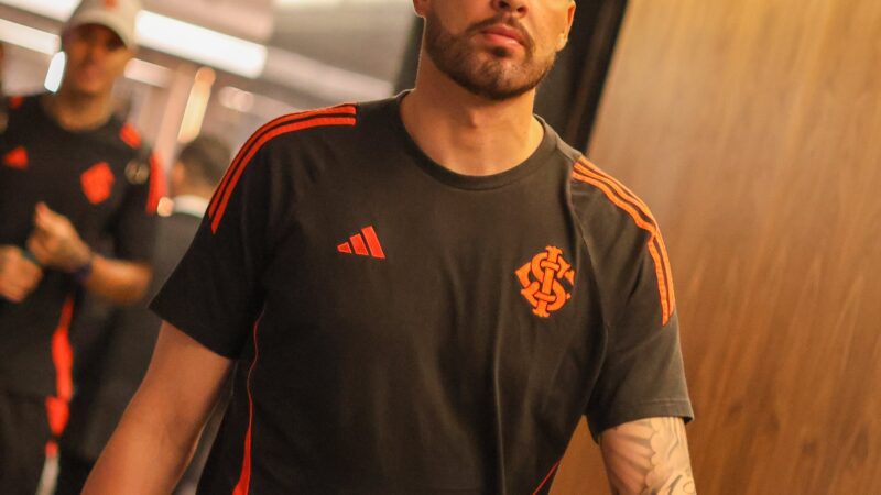 Fora do Gre-Nal, goleiro Ivan, do Inter, negocia com o Remo