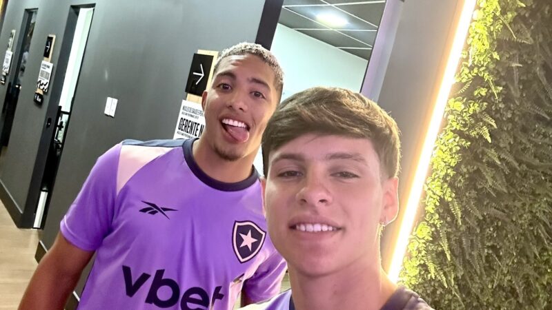 Elenco do Botafogo se reapresenta e dá pontapé inicial para temporada 2026