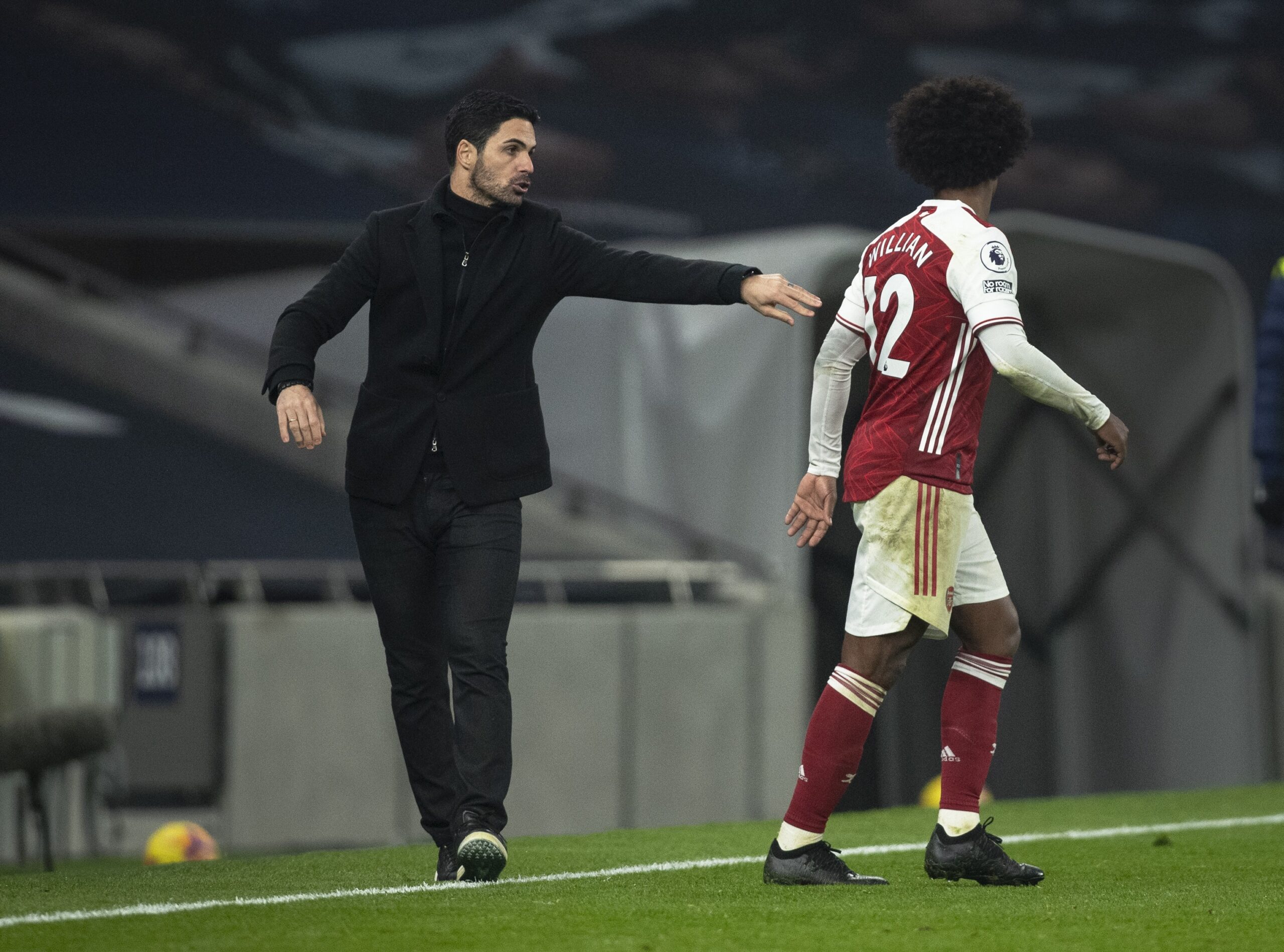 Jornal elege Willian como pior contratação do Arsenal na era pós-Wenger; veja lista