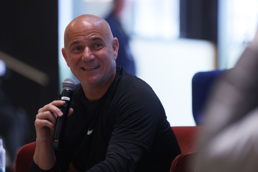 Andre Agassi será responsável por entregar troféu do Rio Open em 2026
