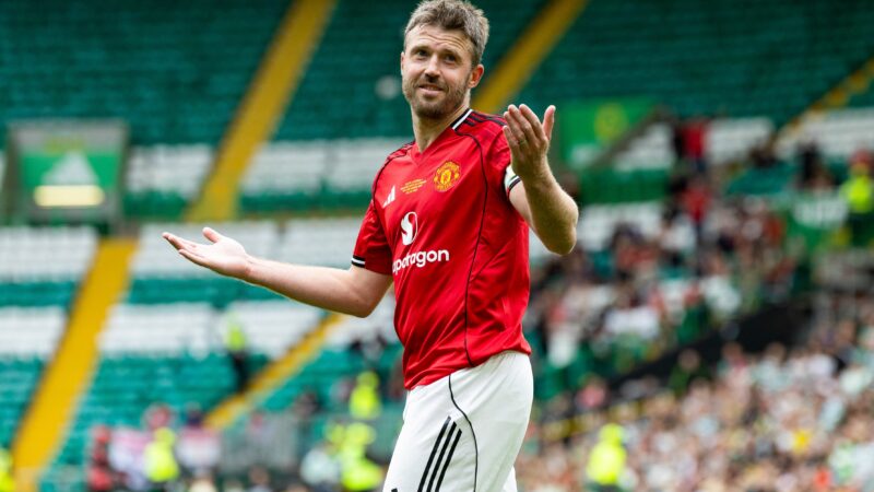 Ídolo do Manchester United, Michael Carrick é escolhido para substituir Ruben Amorim