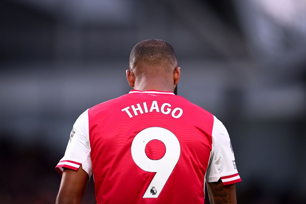 Da “falta de paciência” no Cruzeiro à disputa com Haaland no Inglês, Igor Thiago diz: “Aprendo com ele”