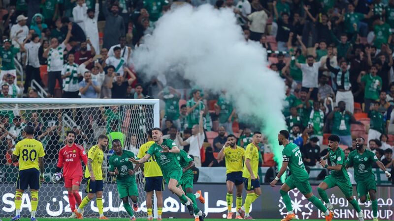 Al-Ahli vence o Al-Nassr de Cristiano Ronaldo, que perde a primeira no Campeonato Saudita