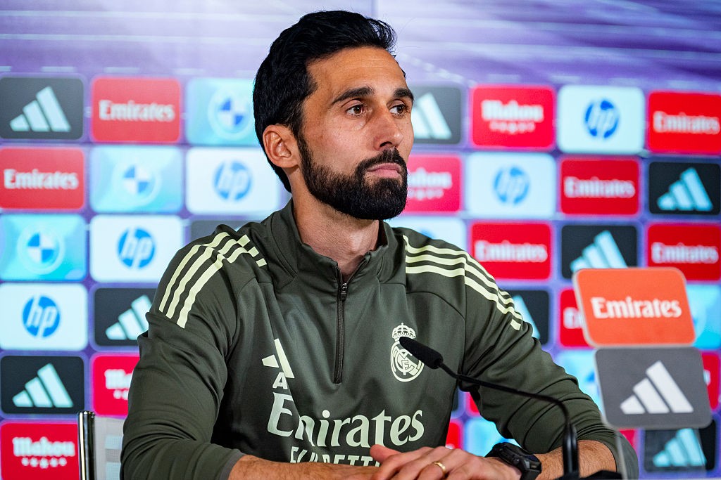 Álvaro Arbeloa exalta o Real e evita comparação com Mourinho: ” Se tentasse ser, falharia”