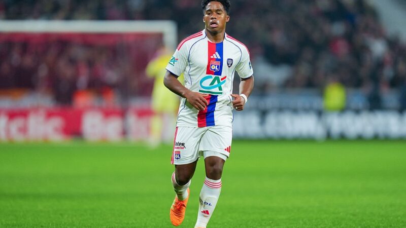 Jornal francês elogia Endrick após estreia no Lyon: “Prodígio”