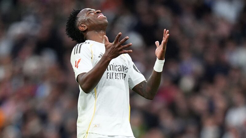 Mbappé defende Vini Jr de vaias da torcida do Real Madrid: “Temos que protegê-lo melhor”