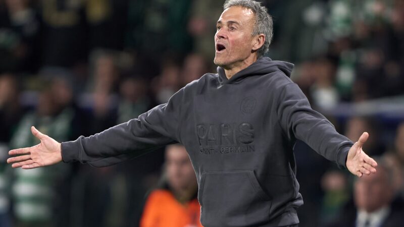 Luis Enrique vê derrota injusta do PSG e desabafa sobre esporte: “M… de futebol”