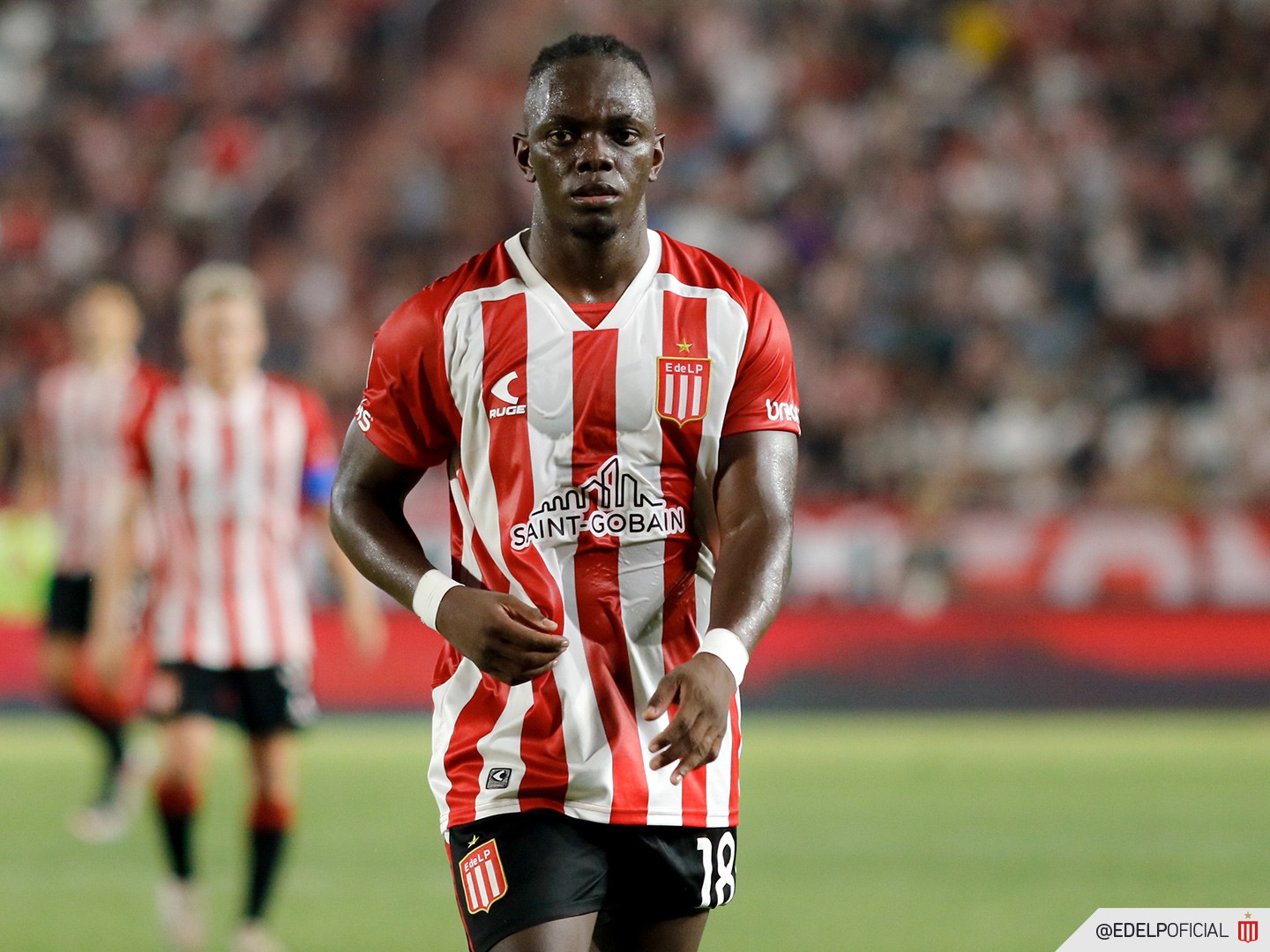 Athletico avança em negociação pelo atacante Cetré, do Estudiantes; veja detalhes