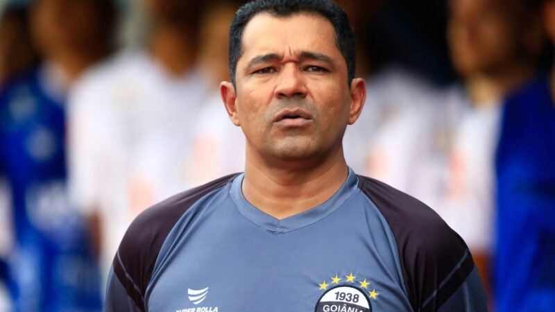 Lúcio Flávio pede demissão do Goiatuba um dia após estrear