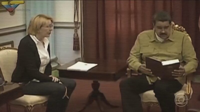 Ex-aliados relatam que foram perseguidos por Nicolás Maduro: ‘Destruíram todos os sonhos que tínhamos juntos’