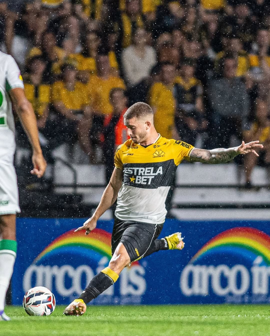 Novorizontino anuncia contratação de Léo Naldi, do Vitória, por empréstimo