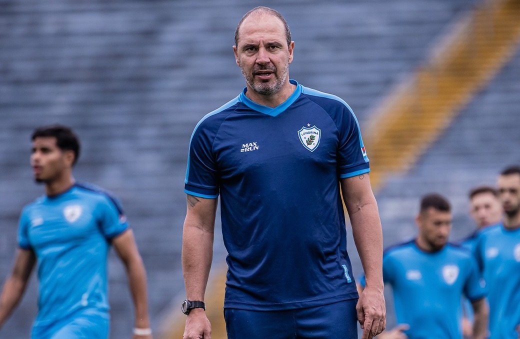 Allan Aal elogia comprometimento para o bom início do Londrina, mas breca euforia: “Pezinho no chão”