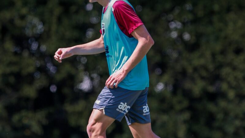 São Paulo renova contrato do zagueiro Igão até o fim de 2029