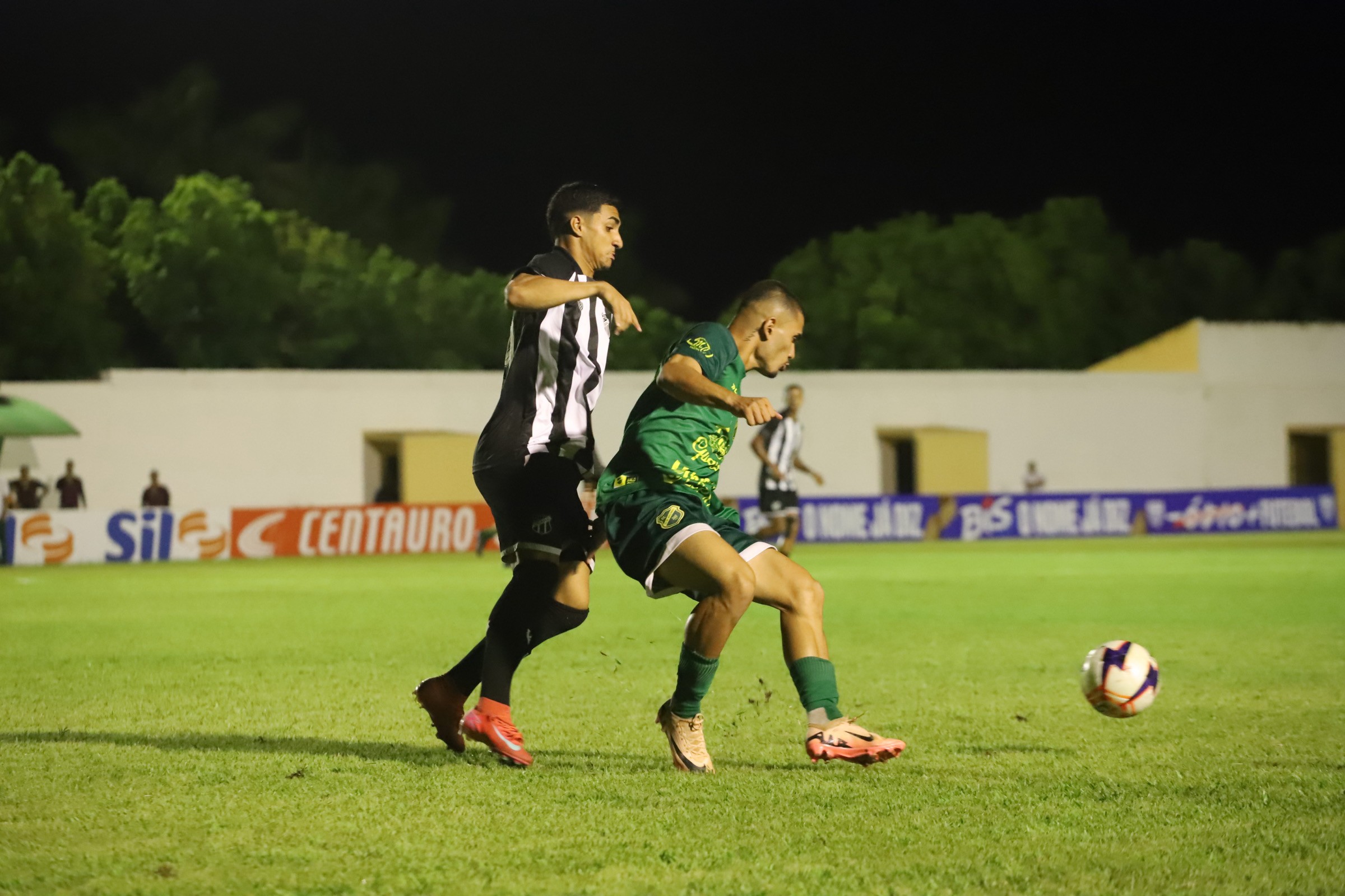 Ceará vence o XV de Jaú e avança às quartas da Copinha pela primeira vez
