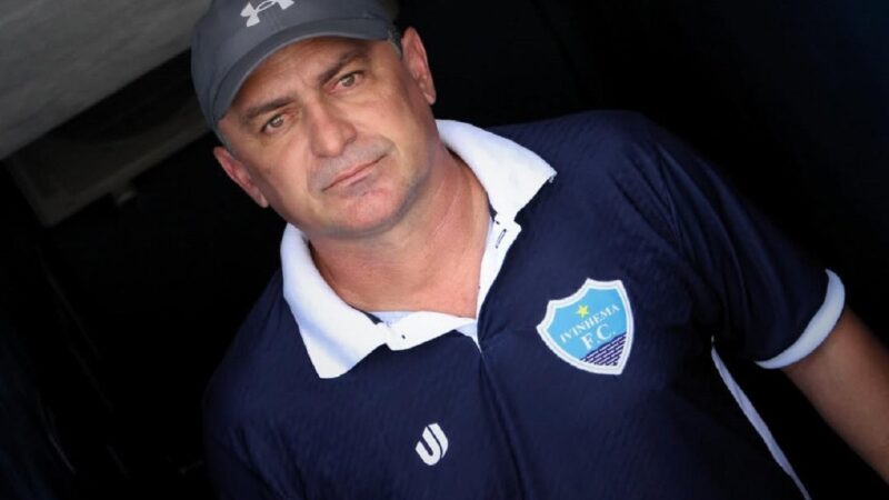 Ivinhema oficializa técnico e anuncia reforços para 2026; veja os nomes