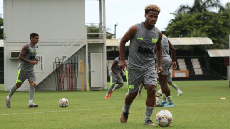 Brusque anuncia a contratação de atacante ex-Vasco