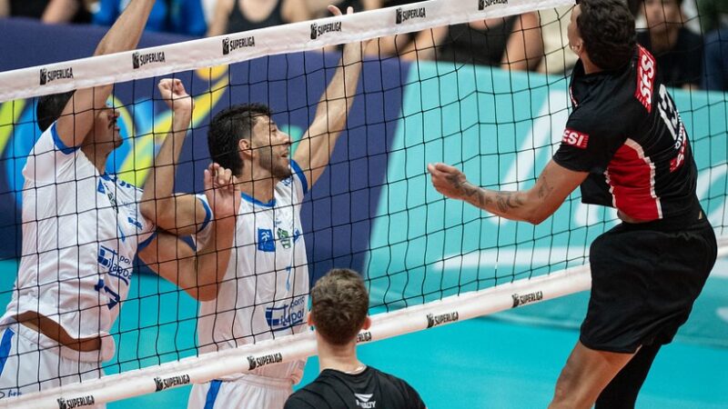Sesi Bauru supera o Joinville Vôlei no tie-break pela Superliga