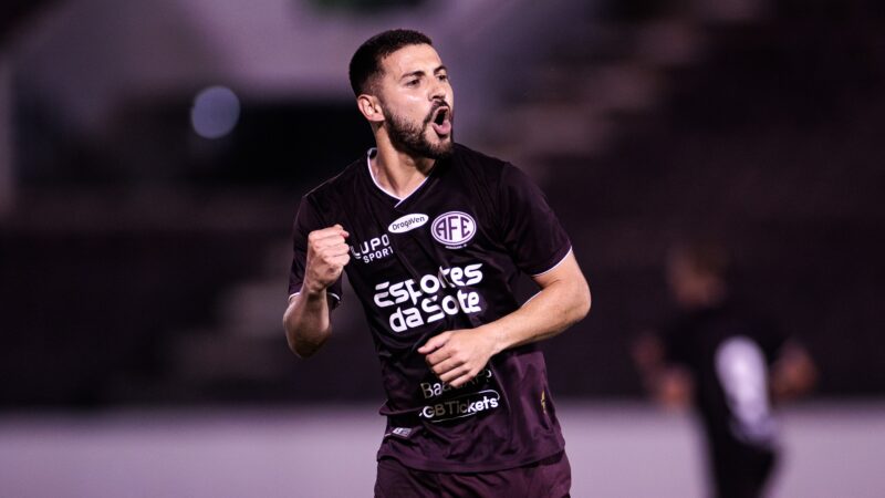 Lucas Rodrigues entra na seleção da A2 após golaço em goleada da Ferroviária