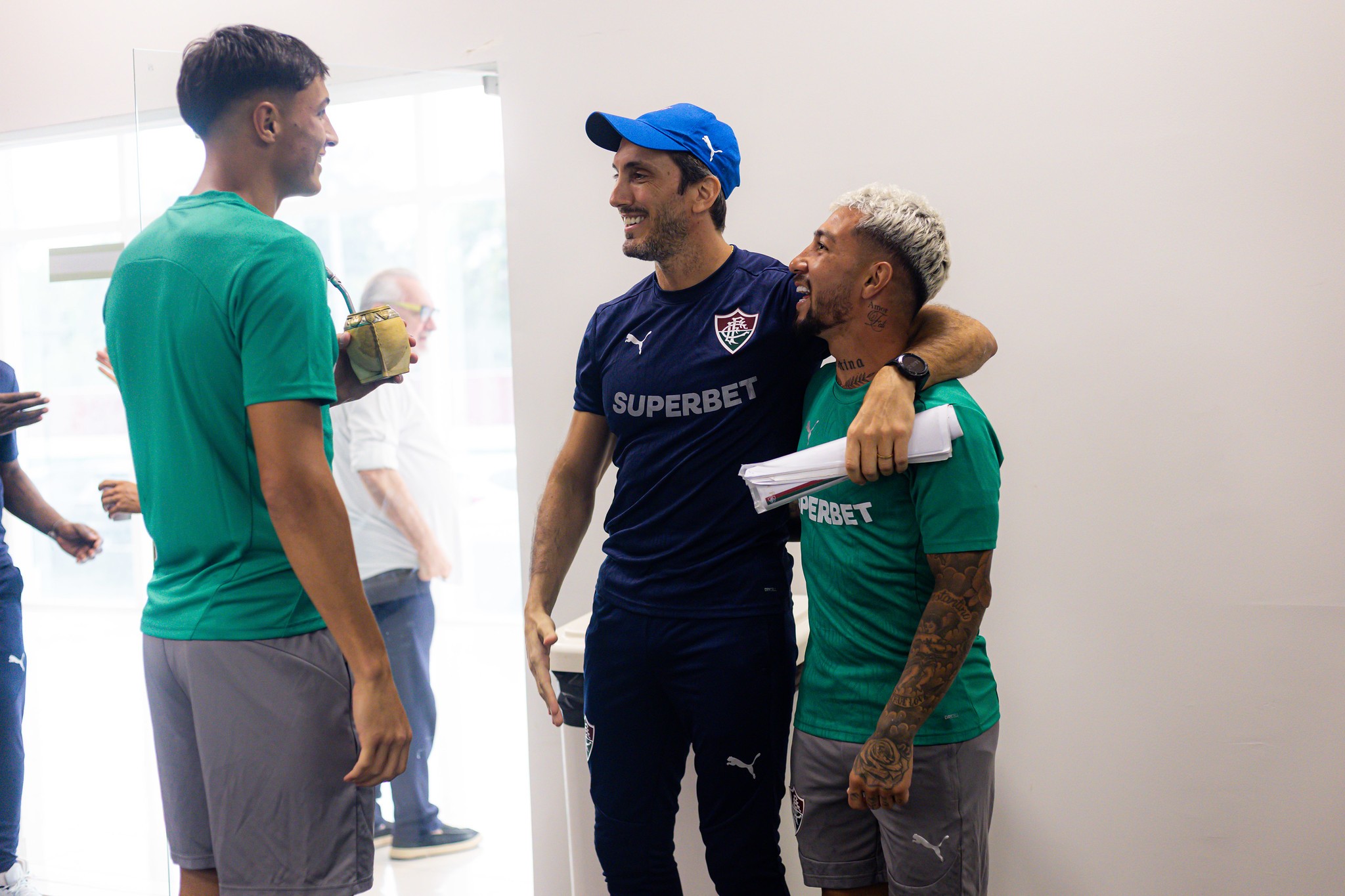 Luis Zubeldía encerra licença e volta a trabalhar no Fluminense após procedimento no coração