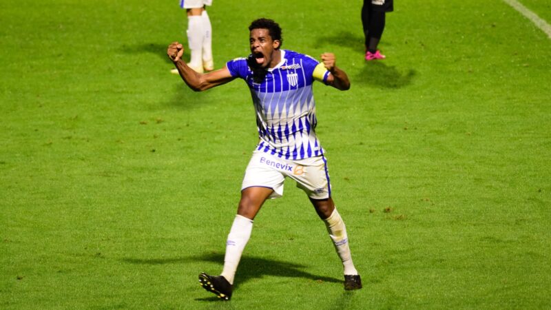 Ex-zagueiro Betão é convidado especial na transmissão de Avaí x Barra