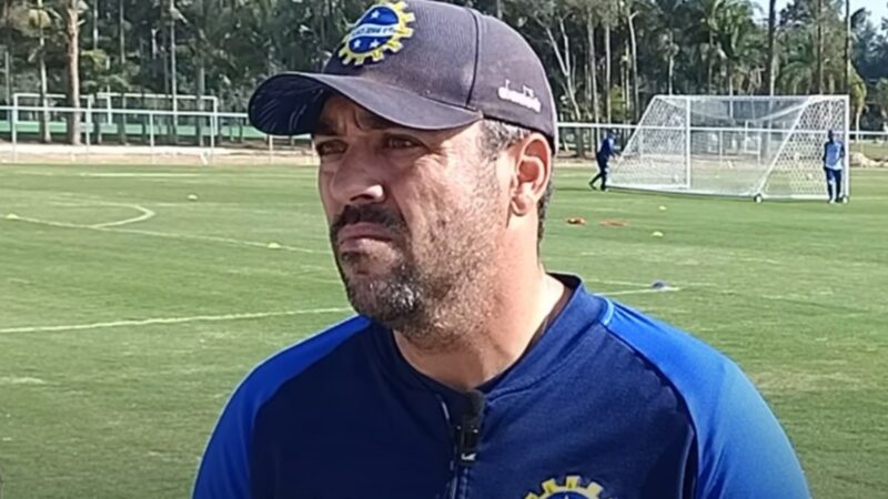 São José demite técnico Marcelo Marelli após terceiro jogo sem vitória na Série A2