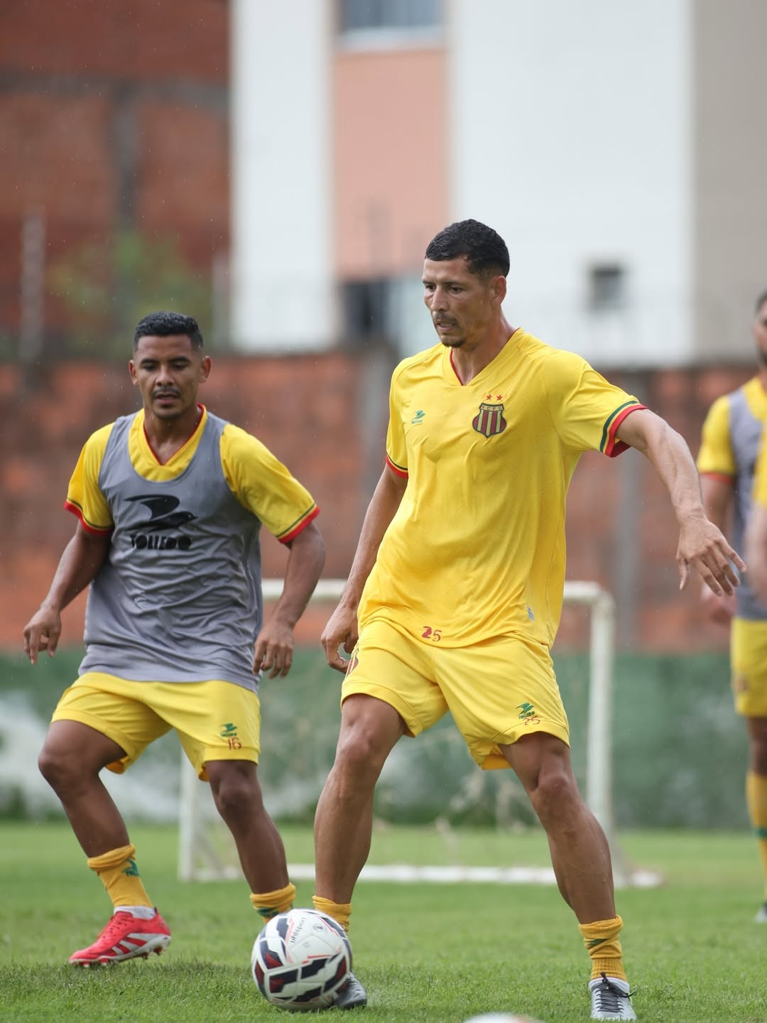 Sampaio intensifica preparação para clássico contra o MAC no Castelão