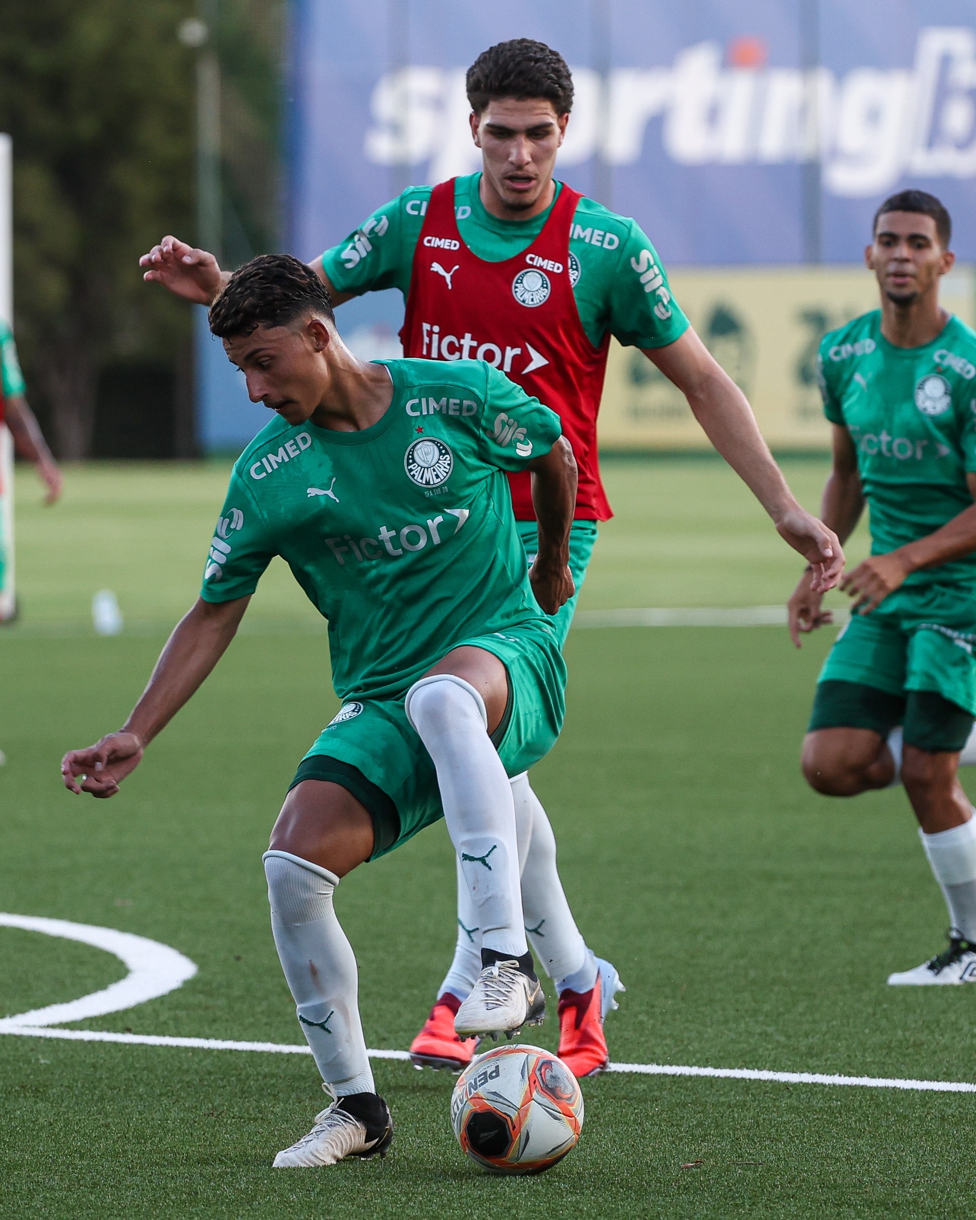 Copinha hoje: Palmeiras e Flu estreiam, e 5 times podem classificar; veja onde assistir