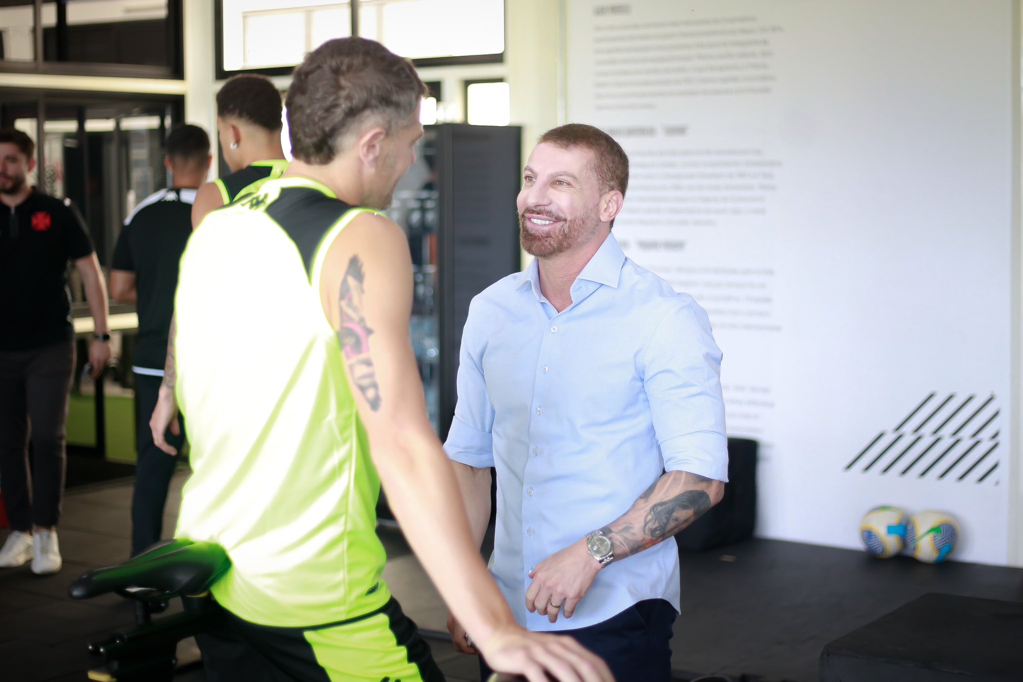 Pedrinho diz: “Se o Vegetti recebeu uma proposta e quer sair do Vasco, ele tem que assumir”