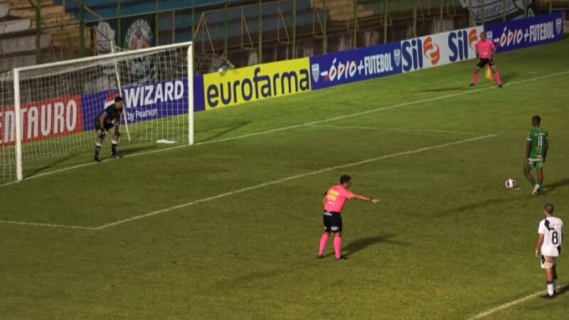 Copinha: clube é multado em R$ 8 mil por gritos homofóbicos em jogo eliminatório