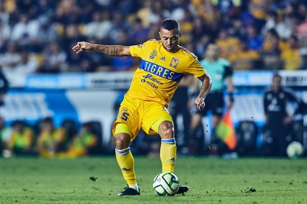 Ex-Grêmio, Vasco e Atlético-MG, Rafael Carioca anuncia aposentadoria