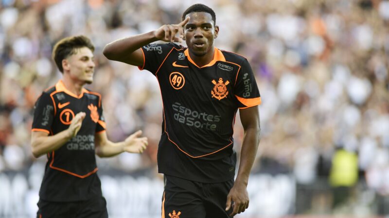Corinthians identifica potencial de venda e prepara André para ter mais minutos em 2026