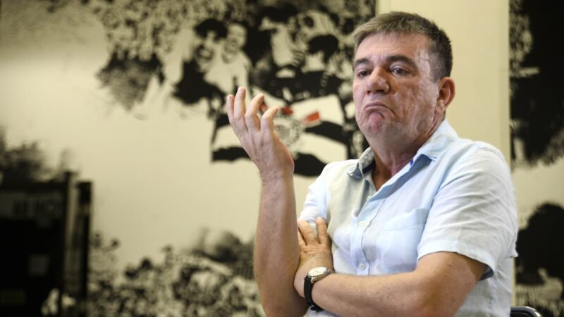 Conselho do Corinthians manda caso de Andrés à Comissão de Ética e cobra ressarcimento